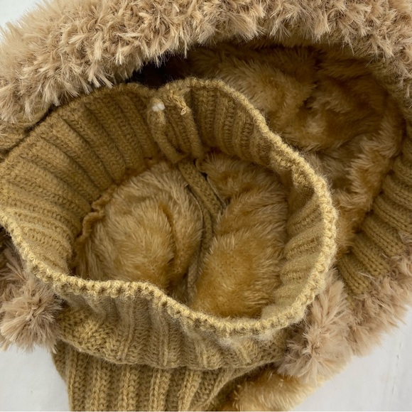 Cozy Women’s One Piece Scarf & Mask Tan Knit Pom-Pom Hat - Picture 11 of 14